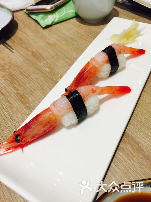 蓝鳍金枪鱼 魔都这家颜值与品质并存的日料店，全十五贯只要580元！