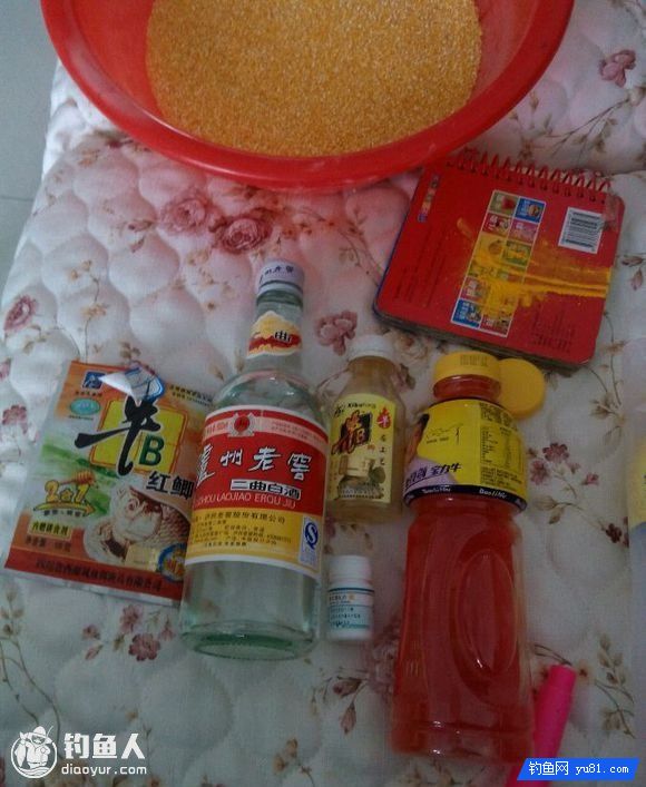 钓鲫鱼的玉米渣饵料制作详解
