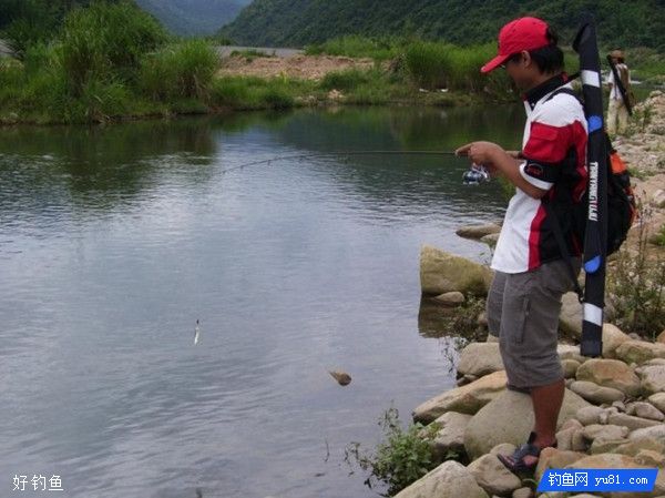 溪流路亚钓马口鱼的标点选择技巧